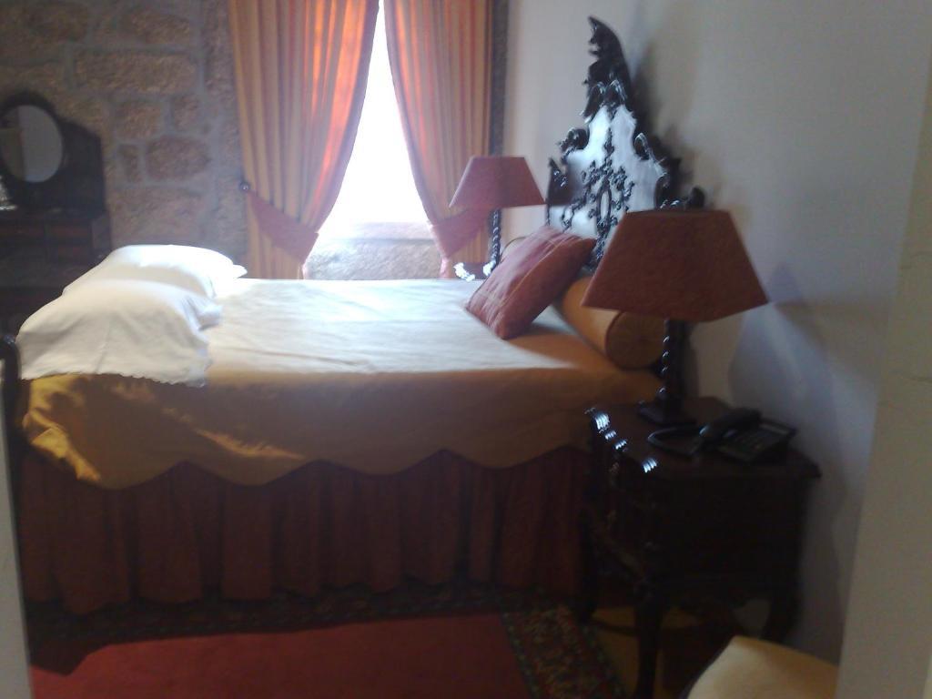 Quinta De Santa Cruz Canelas (Penafiel) Phòng bức ảnh